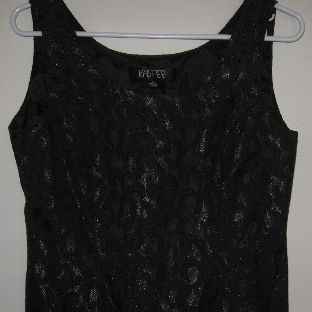 BLACK KASPER SLEEVELESS BROCADE TOP SIDE ZIP LINED